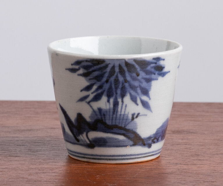 ♢江戸時代中期〜後期 古伊万里 染付 網掛け文様 酒器 ぐい呑み 猪口