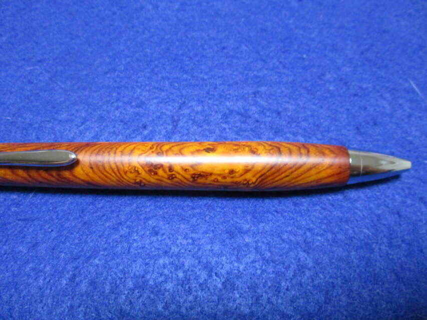 ココボロ 瘤杢 ワシントン条約規制材 椿油仕上げ 木軸ボールペン