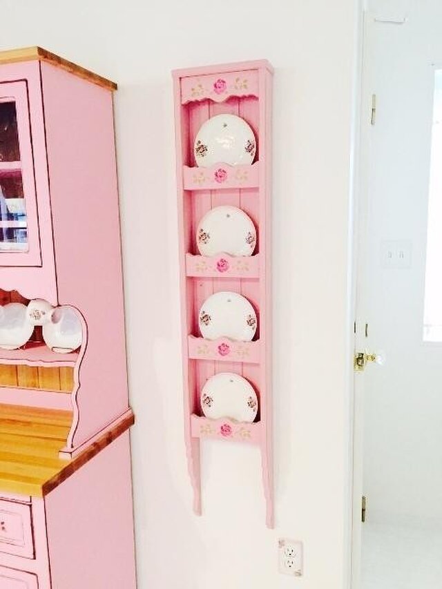 薔薇ステンシル 木製ディッシュラック ローズプレートホルダースタンド