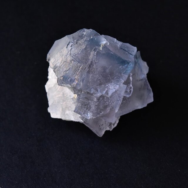 フローライト（蛍石） ドイツ・黒い森産 32.4g/ 鉱物・原石 | iichi