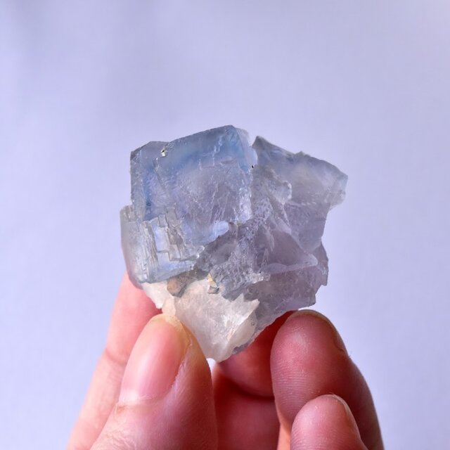 フローライト（蛍石） ドイツ・黒い森産 32.4g/ 鉱物・原石 | iichi