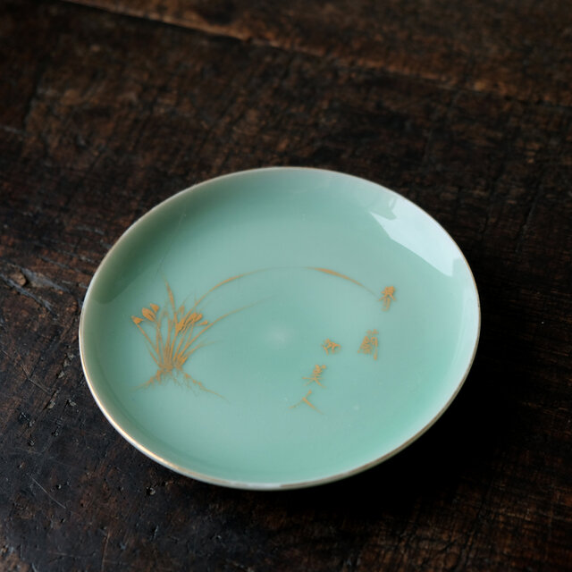 もう貴重！江戸中期 「成化年製」銘 小皿 2枚 天明6年頃比定 5弁花赤絵