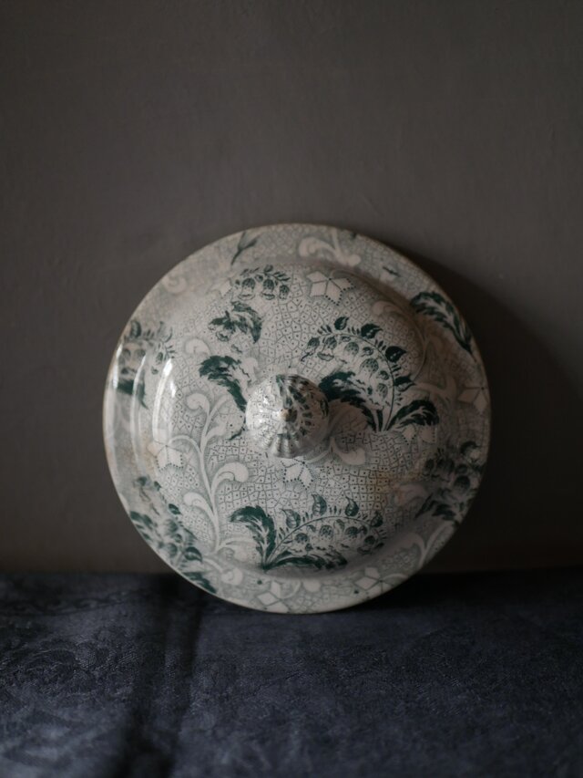 クレイユモントロー すずらん ミュゲ 蓋 ブロカントのある暮らし