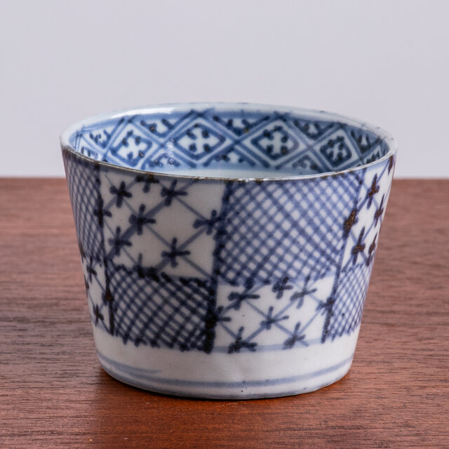 387 古伊万里大振染付菖蒲草花八橋図蕎麦猪口 無傷美品 江戸中期 古