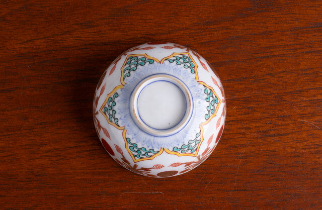 古伊万里 染錦 赤玉瓔珞文 向付 明治時代 E119B | iichi 日々の暮らし