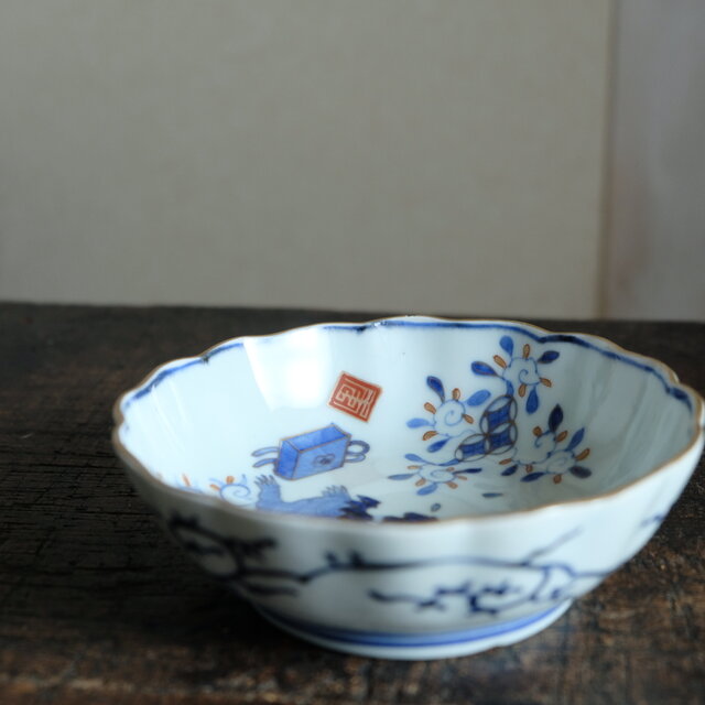 花唐草と獅子◇伊万里 染錦金彩膾皿 花唐草 青海波 深皿 骨董/antiques