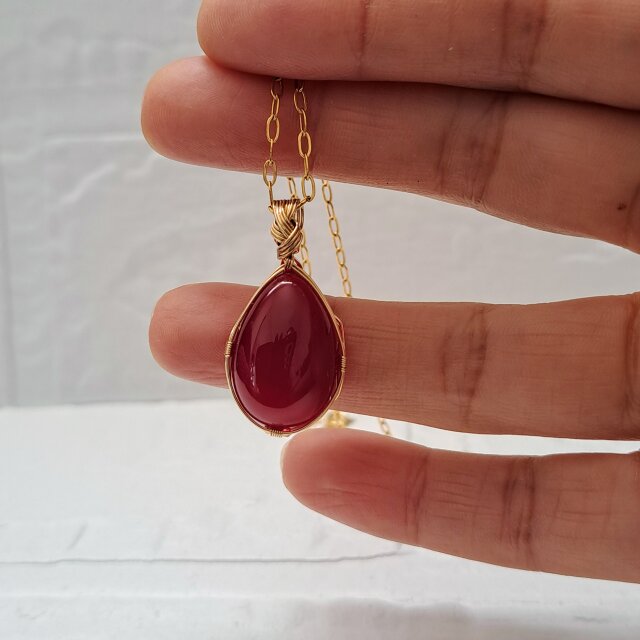 女神巻き® インドネシア産アンダラクリスタル クリアレッド ペンダント