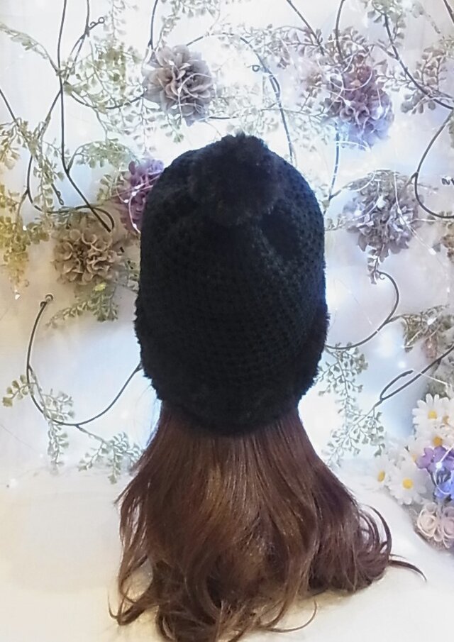 ニット帽 フェイクファーブリム ポンポン付き ブラック | iichi 日々の