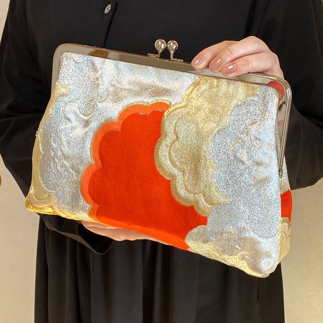 雲 金銀朱赤 アンティーク絹帯 2wayがま口 ゴールド クラッチバッグ