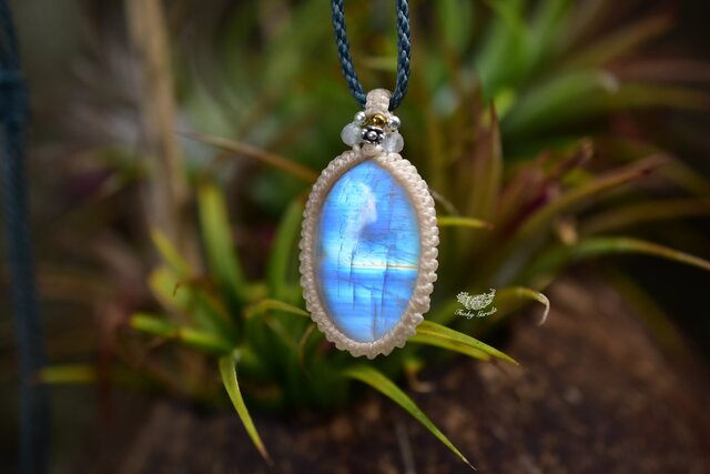 虹色グラデーション☆高品質☆レインボームーンストーン マクラメ