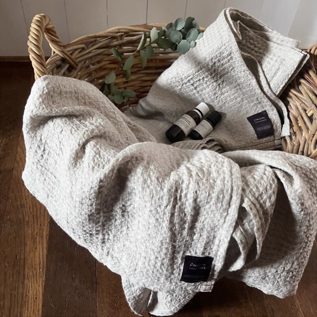 ワッフルリネンのバスタオル | iichi 日々の暮らしを心地よくする