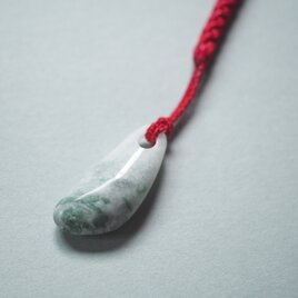 糸魚川翡翠 根付28 | iichi 日々の暮らしを心地よくするハンドメイドや