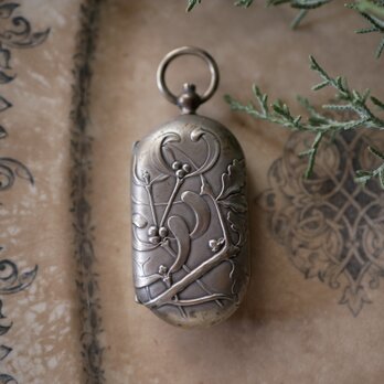 シャトレーンアイテムの通販 | iichi 日々の暮らしを心地よくする