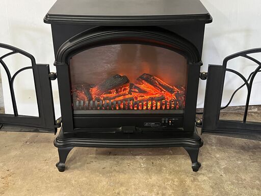 ニトリ ワイド暖炉型ファンヒーター 2017年式 BLT-999B-3-BK ニトリ