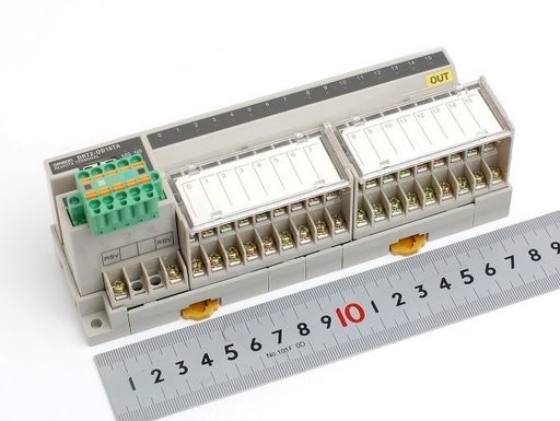 オムロン リモート16点出力ターミナル(3段端子台タイプ) DRT2-OD16TA
