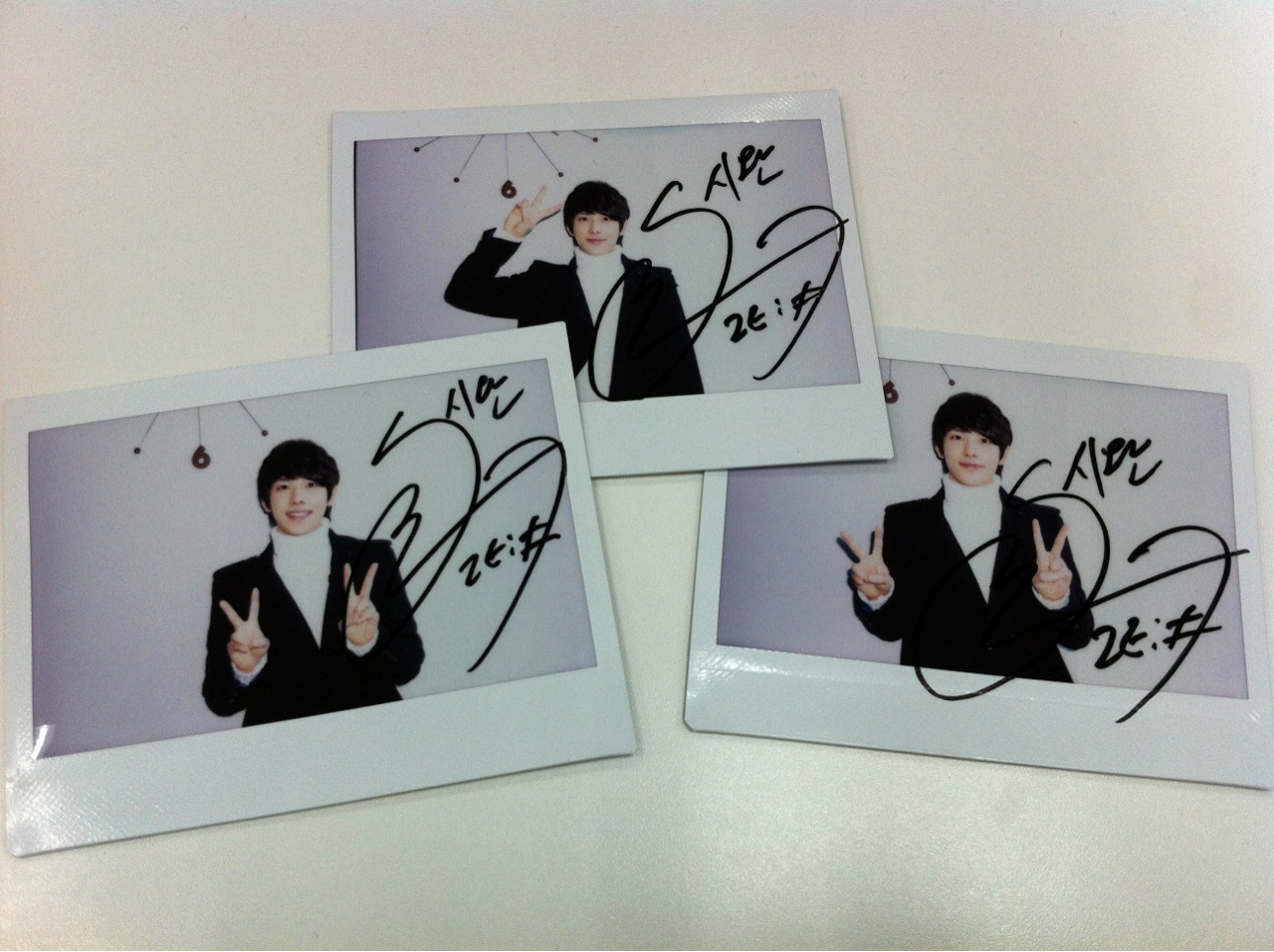 TREASURE ジフン 直筆サイン入りポラ TREASURE 直筆サイン ポラロイド