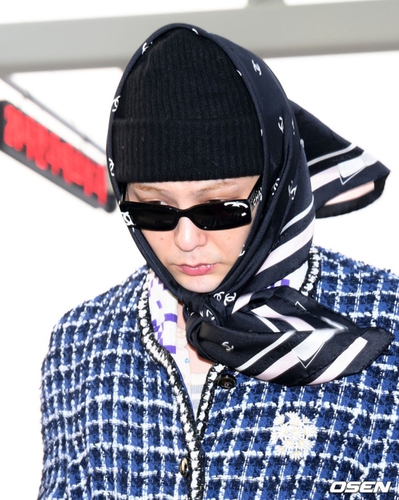 PHOTO】BIGBANGのG-DRAGON「2024 MAMA AWARDS」のため日本へ出国 - Kstyle