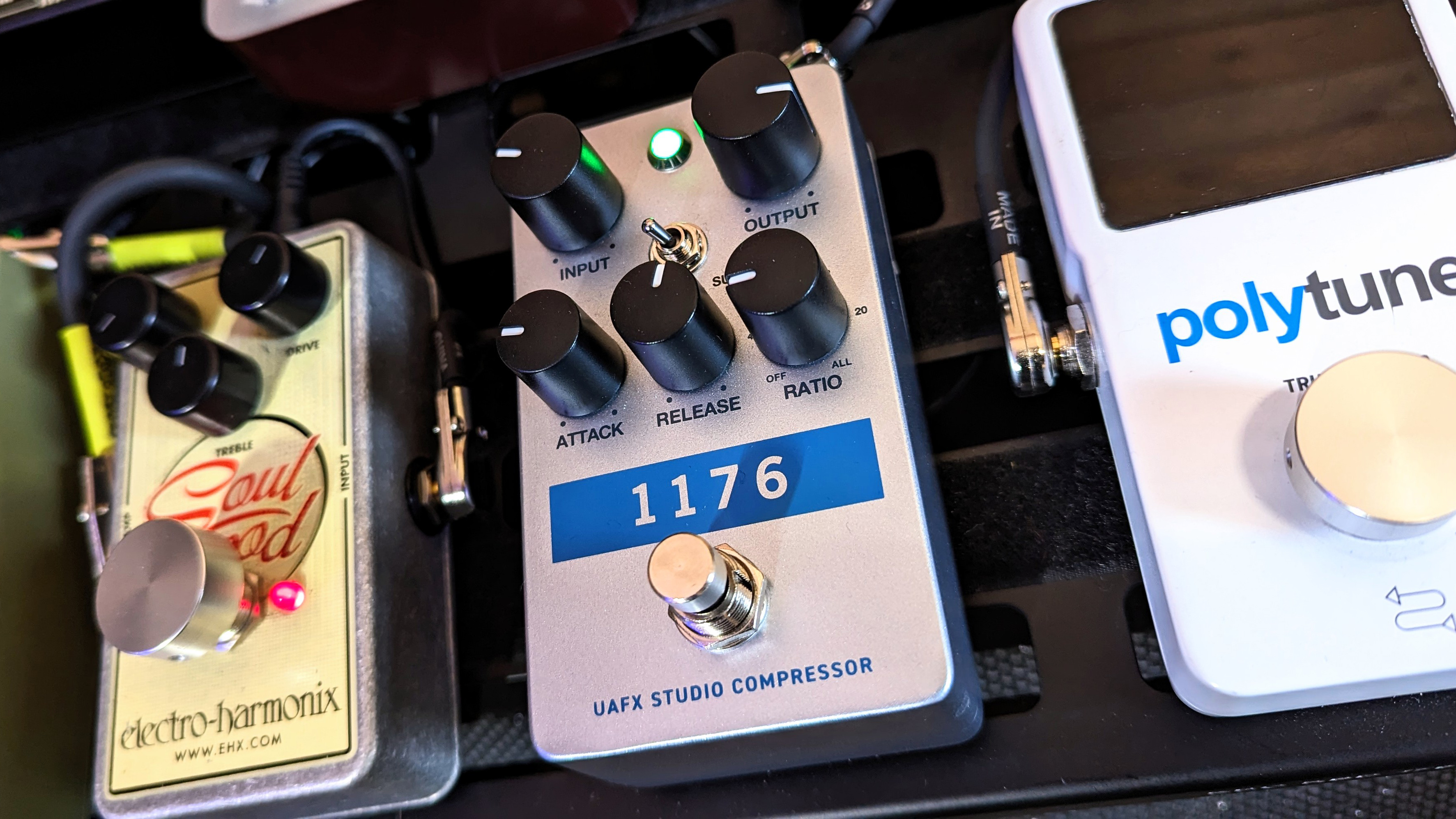 UAFX 1176 スタジオコンプレッサー 【公式通販】