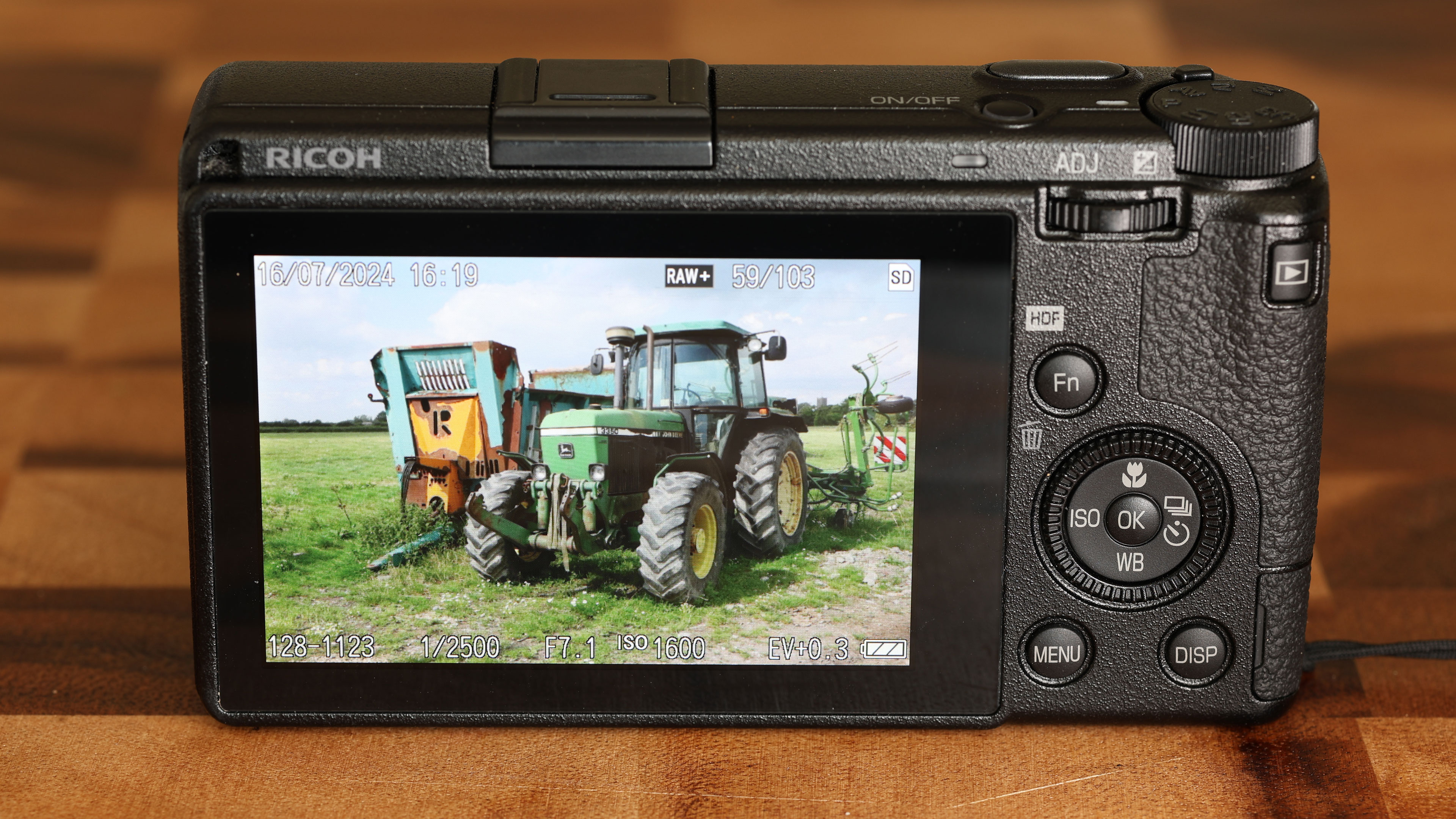 Ricoh GR IIIx HDF review: showing off your softer side | Digital