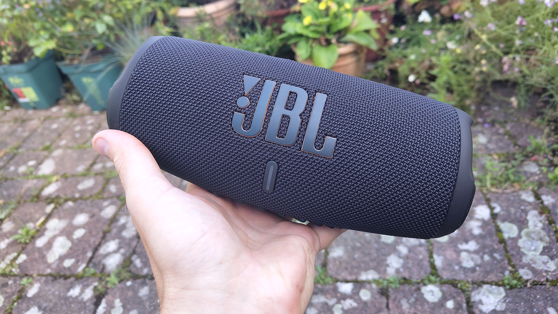 Amazon.co.jp: JBL CHARGE5 Wi-Fi Bluetoothスピーカー 自動音質補正