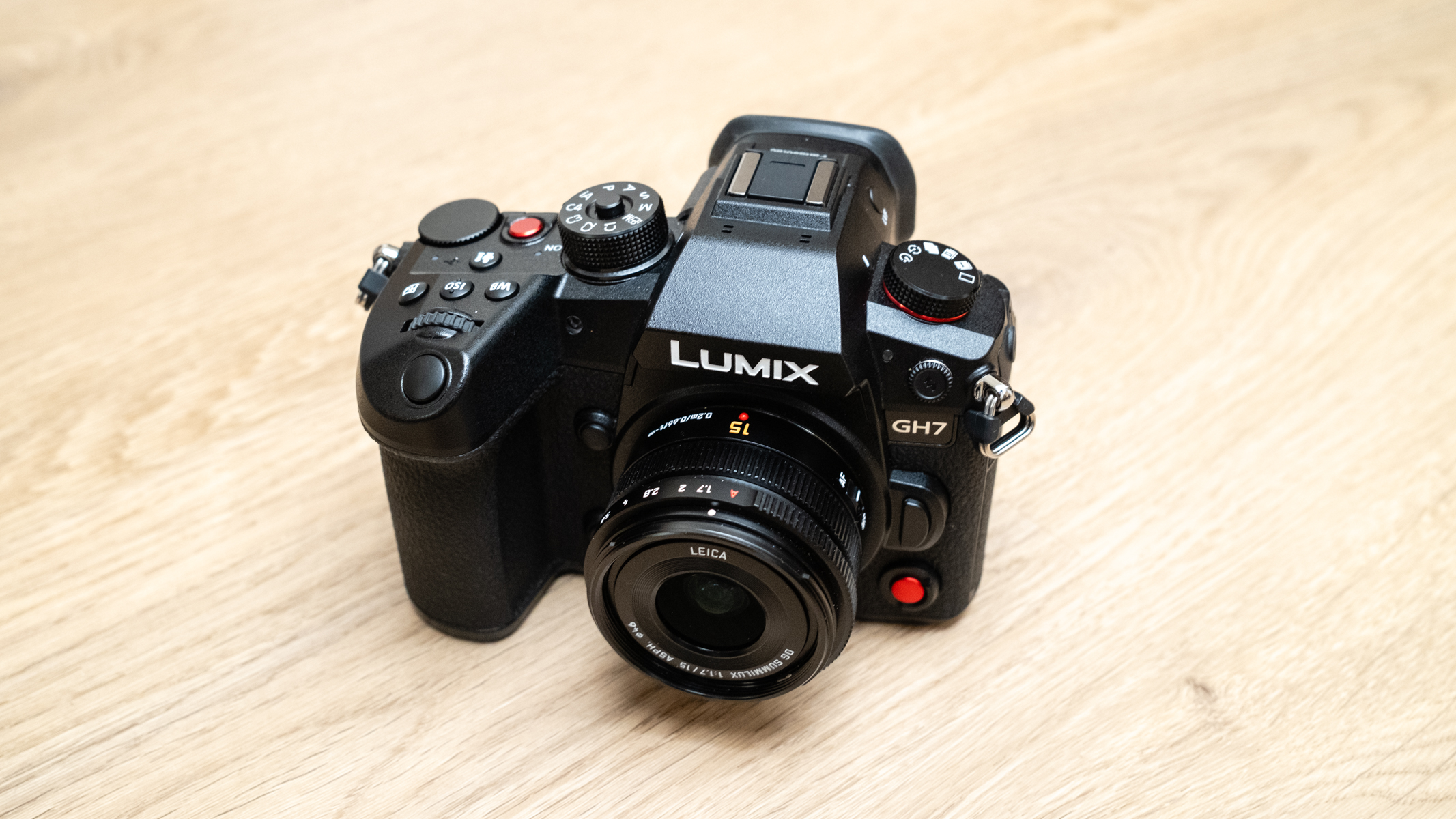 Panasonic 15mm f1.7 Leica Summilux DG ASPH review | Space