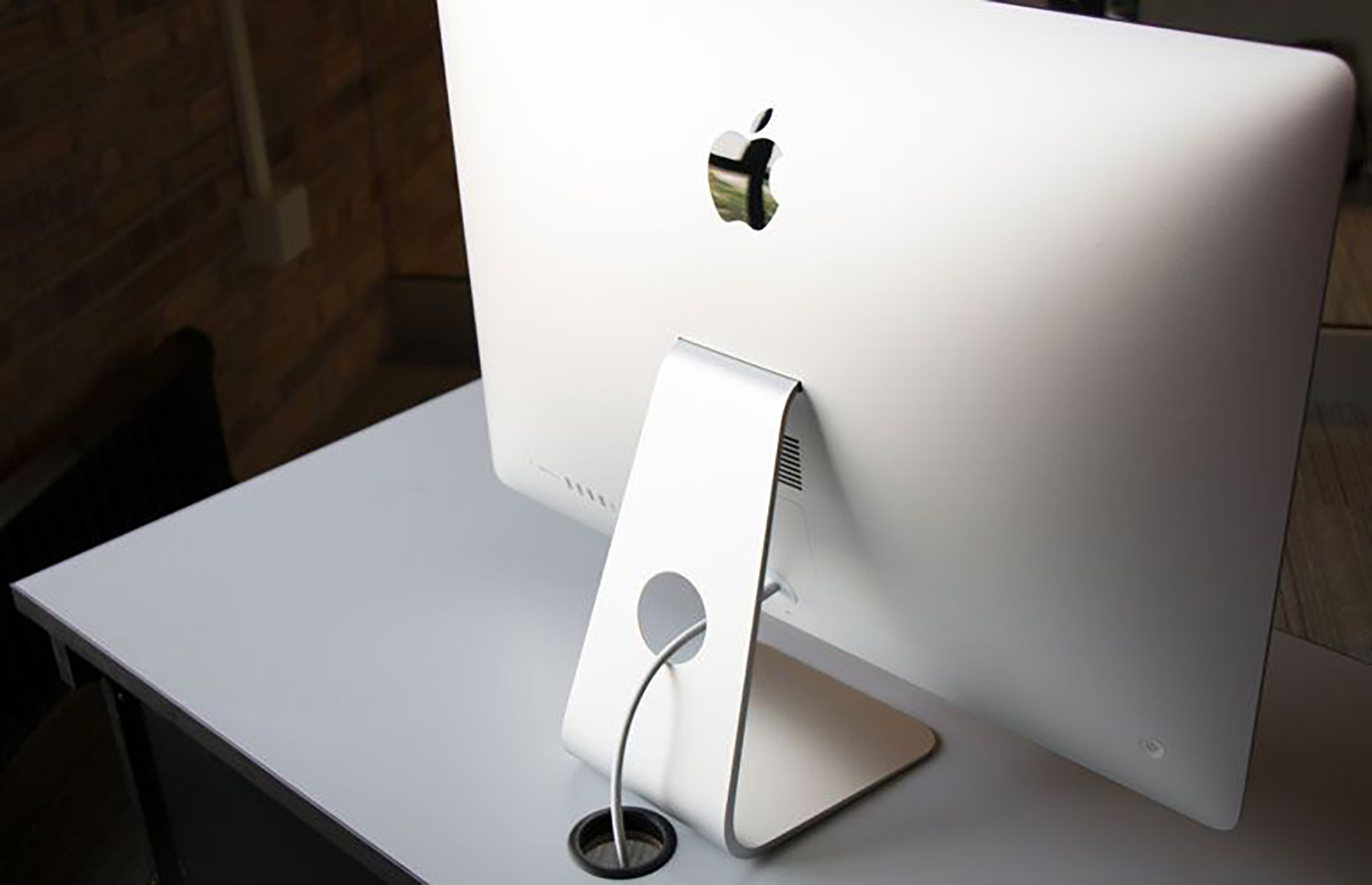 iMac Retina 5K 27インチ (2017) Amazon.com: Apple 2017 iMac with