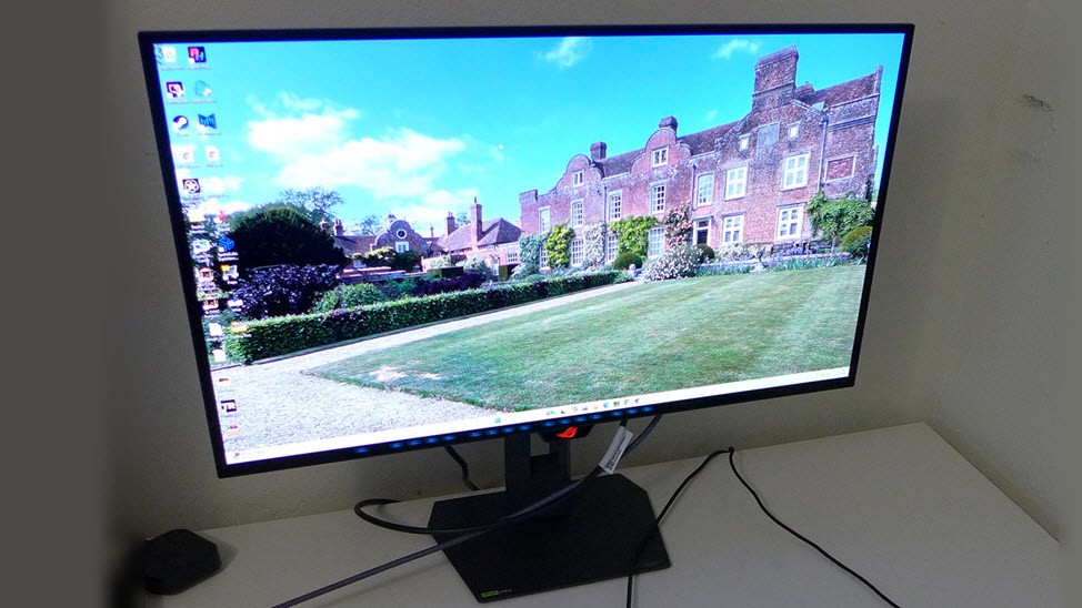 Philips 278E1A Review: Affordable and Bright | Tom's Hardware
