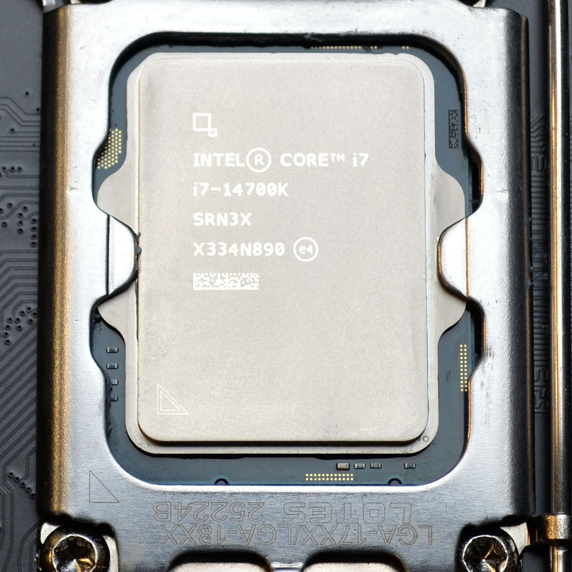 ほぼ新品・保証約5年】Intel Core i7-14700K Intel Core i7 14700K