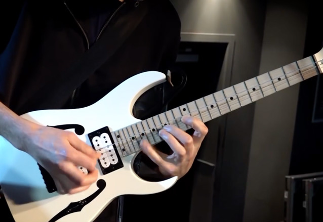 Watch Paul Gilbert Shred on Three-Stringed Ibanez PGM Micro Guitar