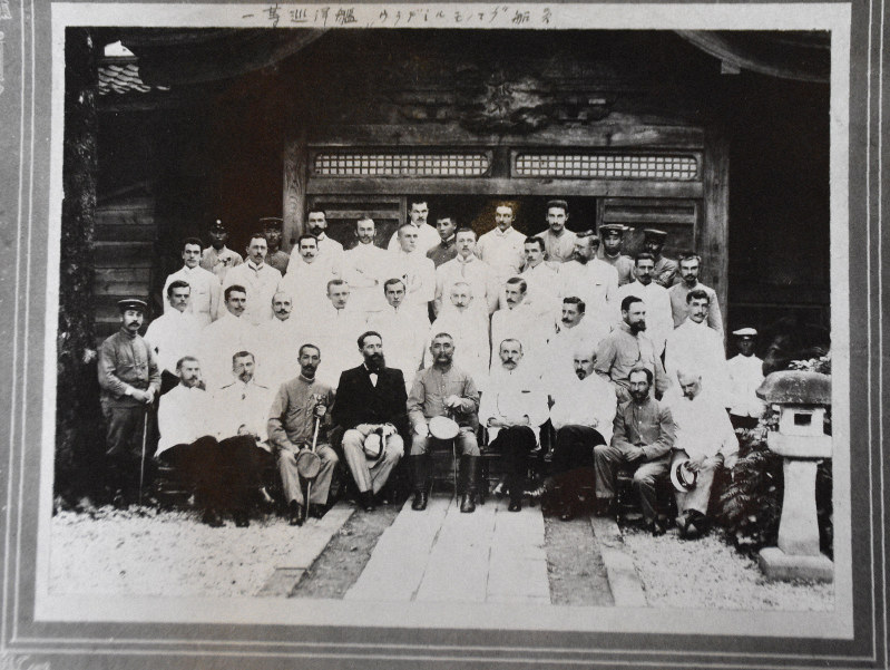 日露戦争出征記念写真撮影 紅葉山於 明治37年6月