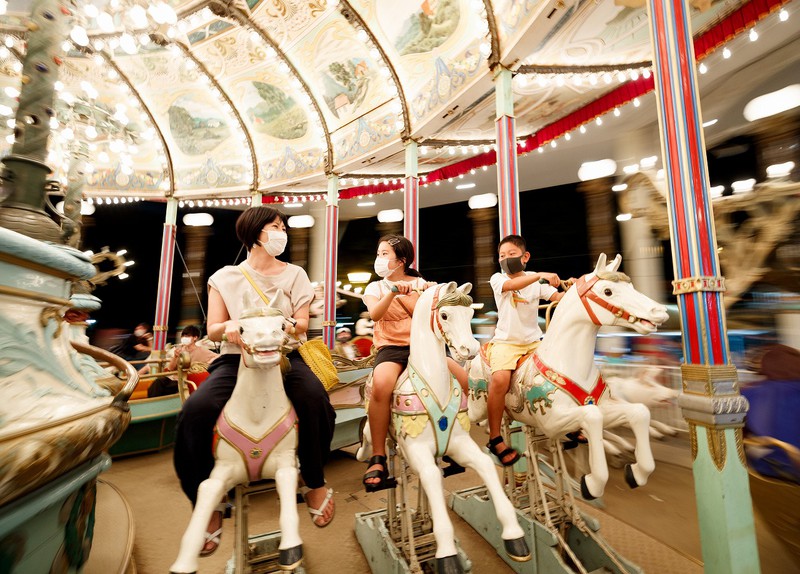 読む写真：回転木馬 最後の旅路 [写真特集11/9] | 毎日新聞