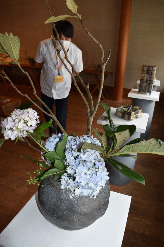 灰釉 平向付 5枚組 (伊賀焼 高台皿) 蓮善隆 作 灰釉 平向付 5枚組