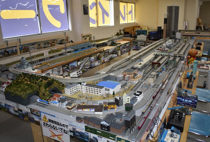 Nゲージ鉄道模型ジオラマ制作￼セット 丁寧な作り方ガイド付きのNゲージ