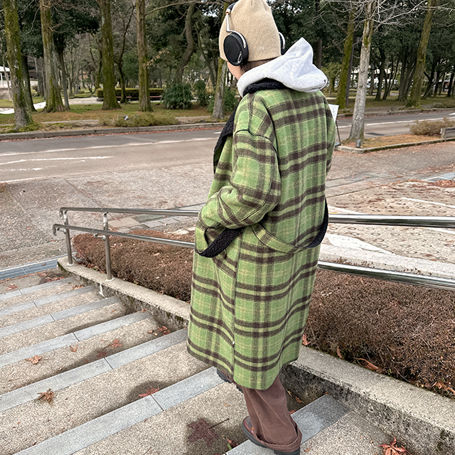 リバーシブルグリーンチェック柄ロングコート | ファッション通販