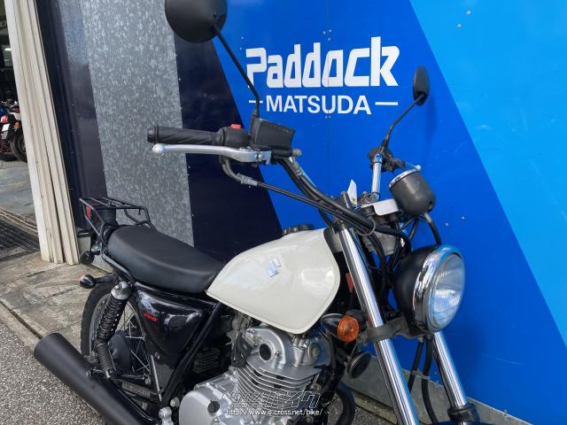 スズキ グラストラッカー 250・2004(H16)初度登録(届出)年・白・250cc