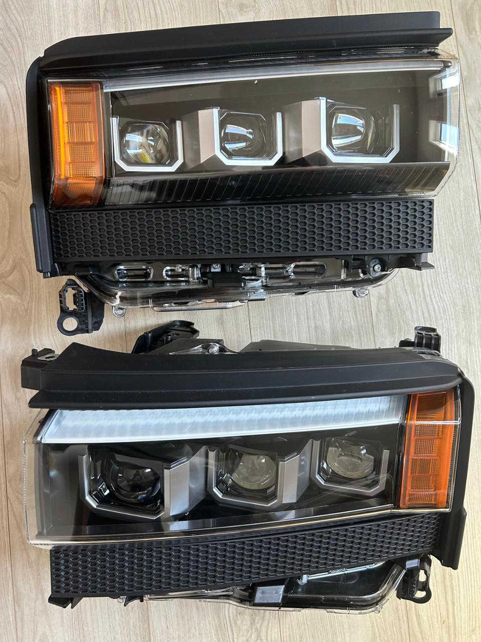 購入 【新品未使用】ランクル250VX 角目LEDヘッドライト(両目セット