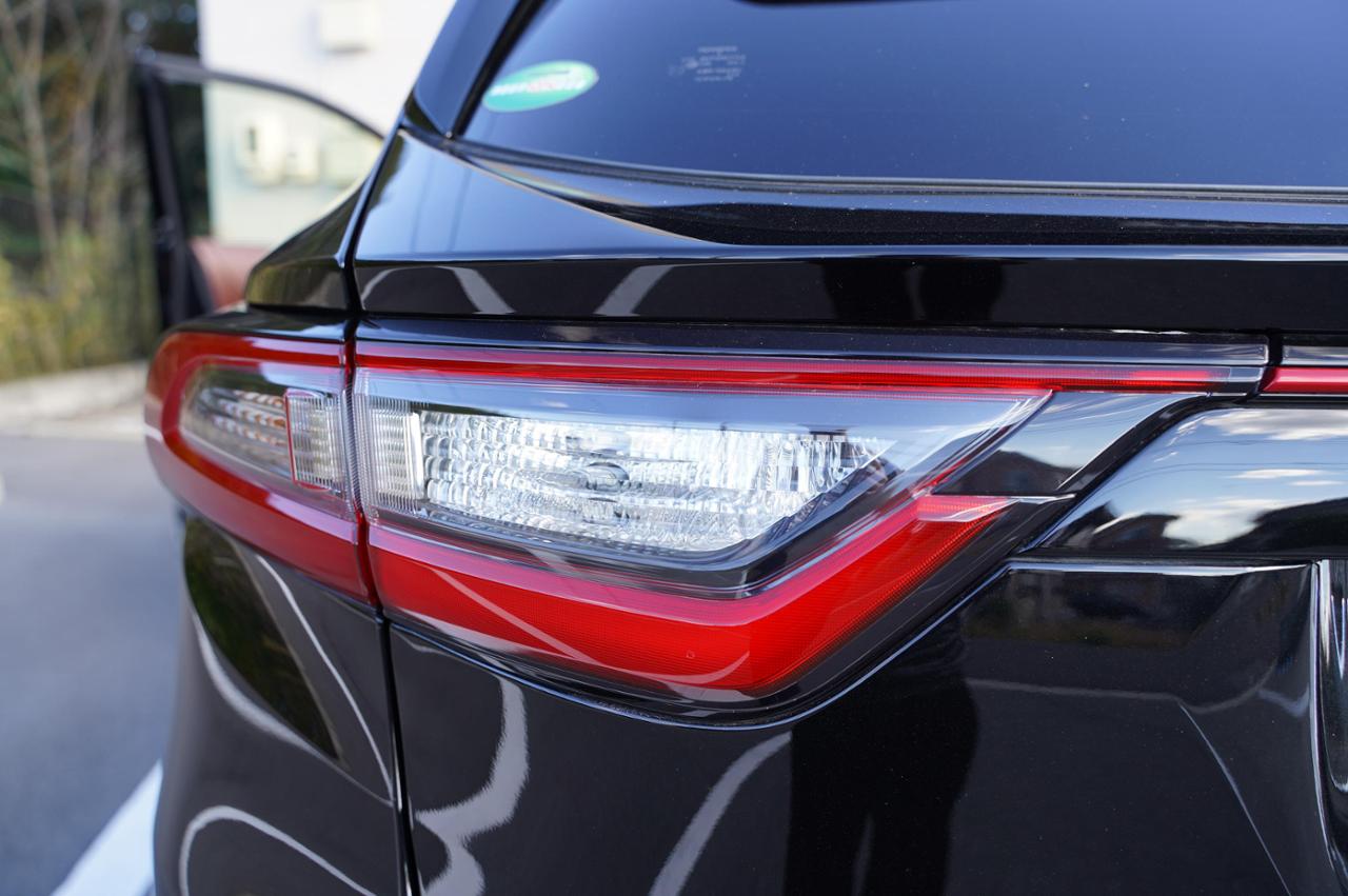 60ハリアー 前期 純正 テールランプ