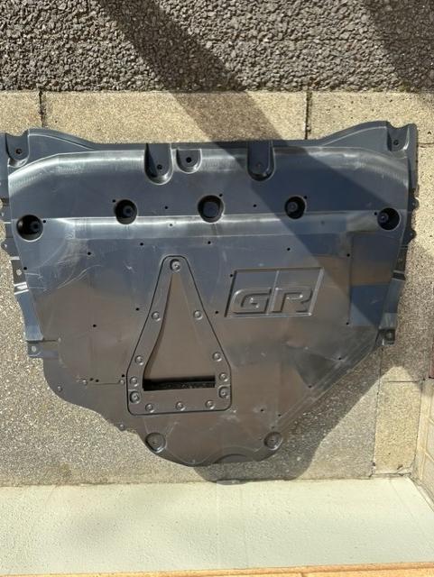 引き取り限定)GRヤリス GXPA16 クーリングアンダーカバー トヨタ(純正