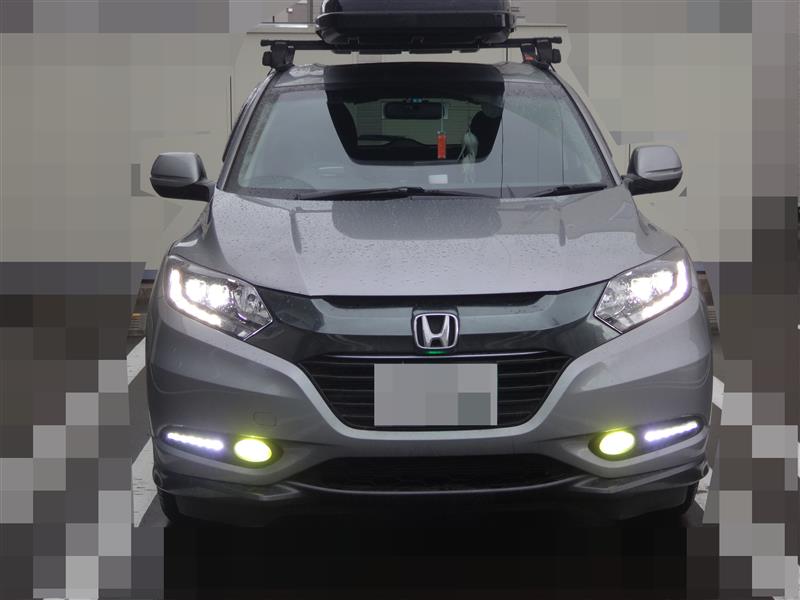 ホンダ ヴェゼル RU4 右ヘッドライト LED 美品！ ヴェゼル ホンダ RU4