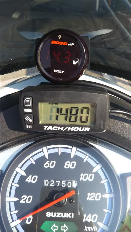 アドレス110（CE47A）電圧計、簡易タコメーター取付（スズキ アドレス