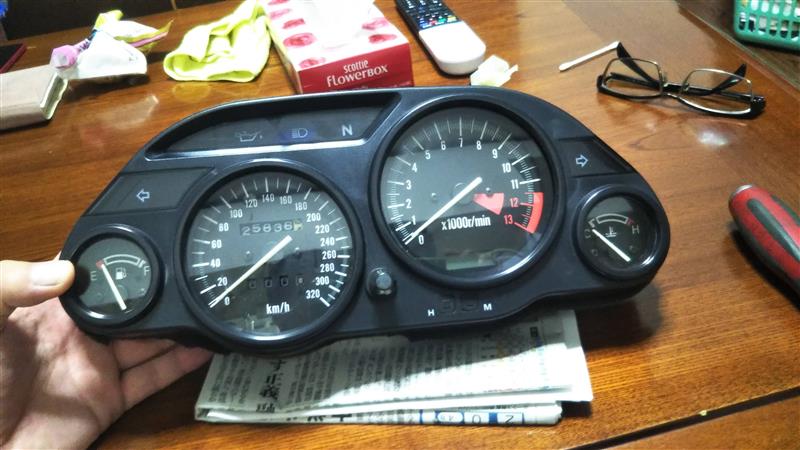 GPz900R用zzr系メーターポン付け