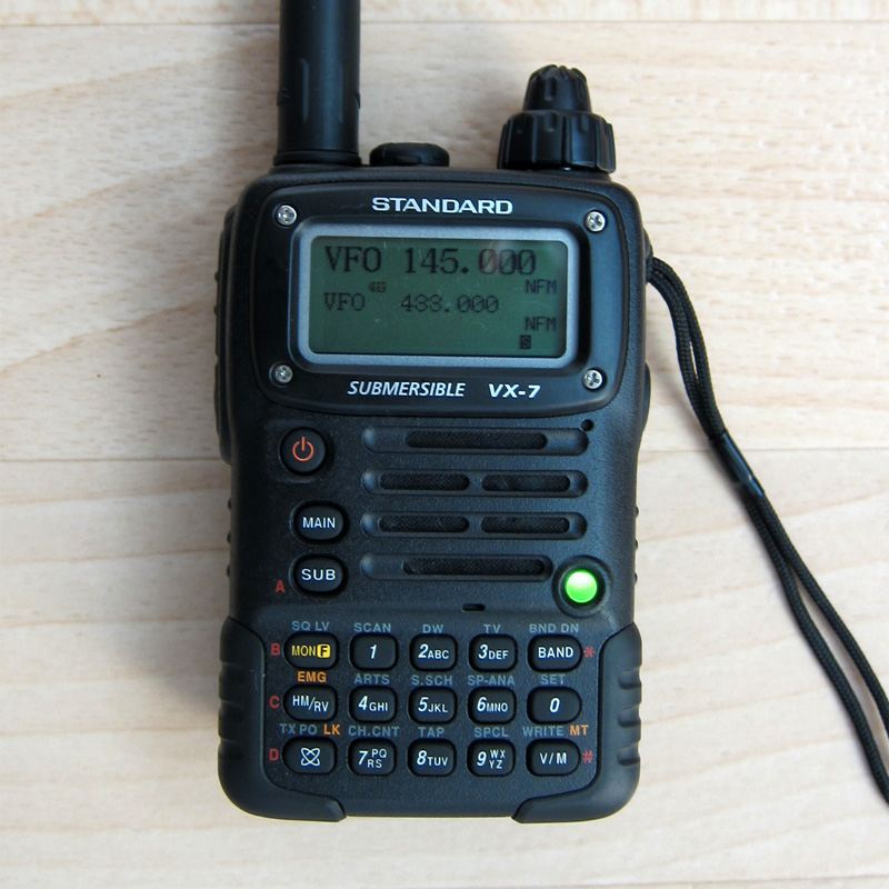 STANDARD VX-7 トリプルバンドアマチュア無線トランシーバー STANDARD