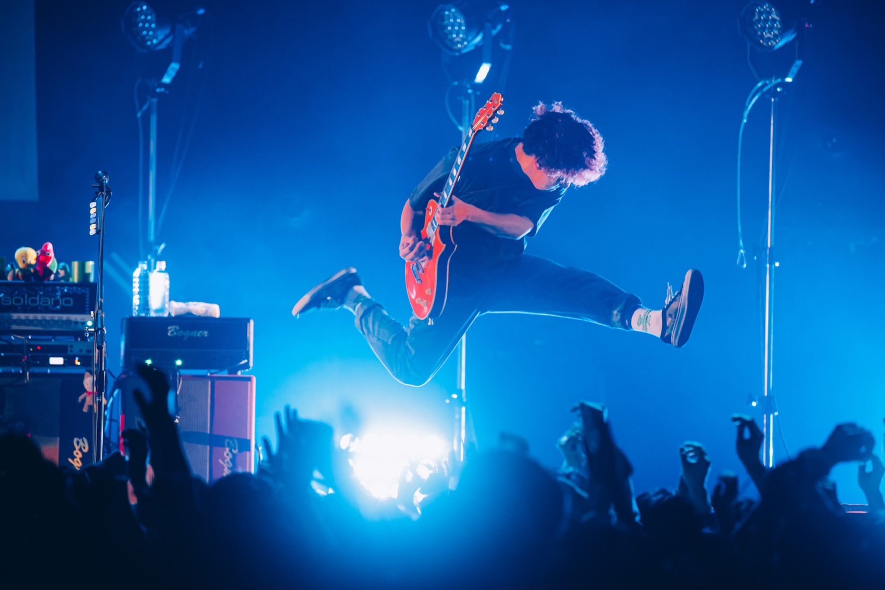 HIROKAZ / 04 Limited Sazabys – KarDiaN