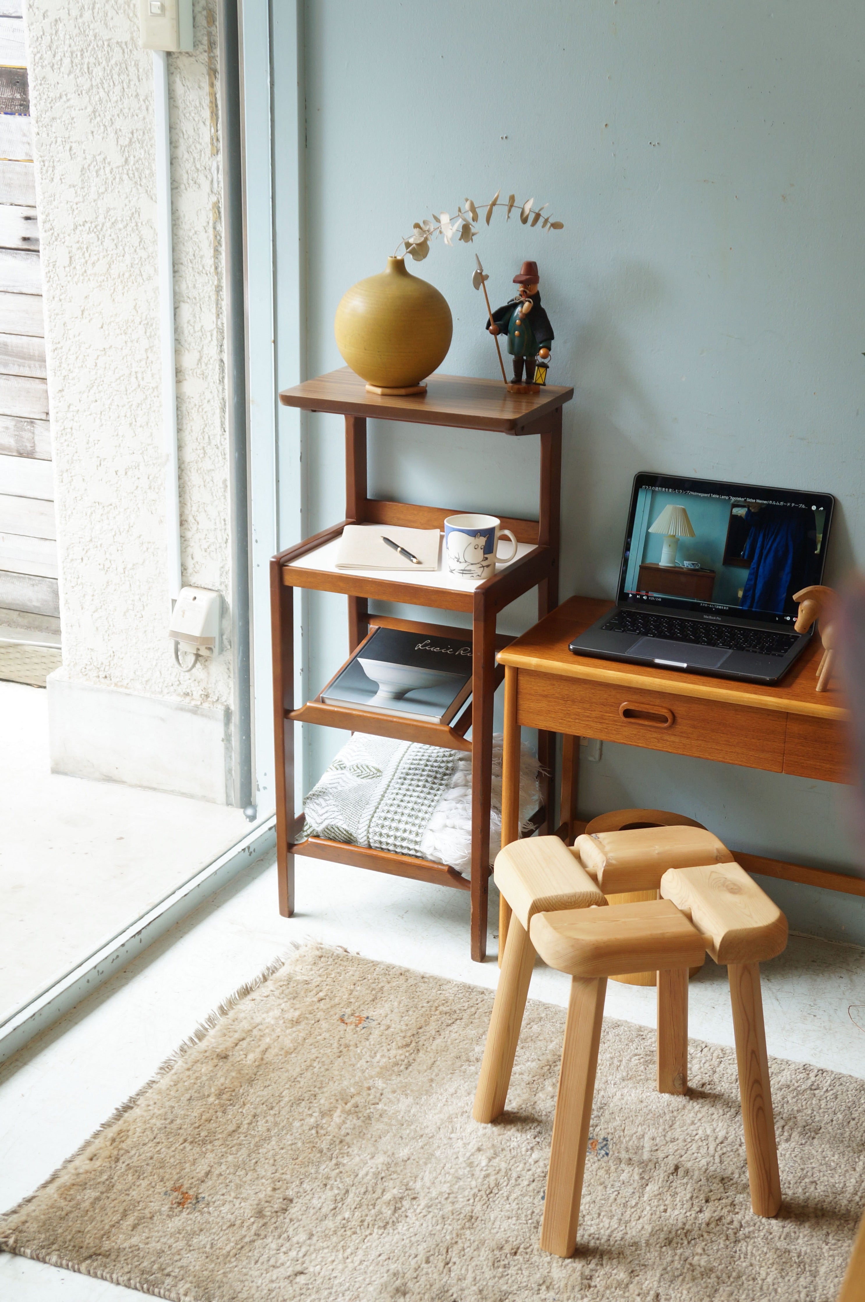 カリモク サイドテーブル マガジンラック 電話台 籐ラタン ビンテージ