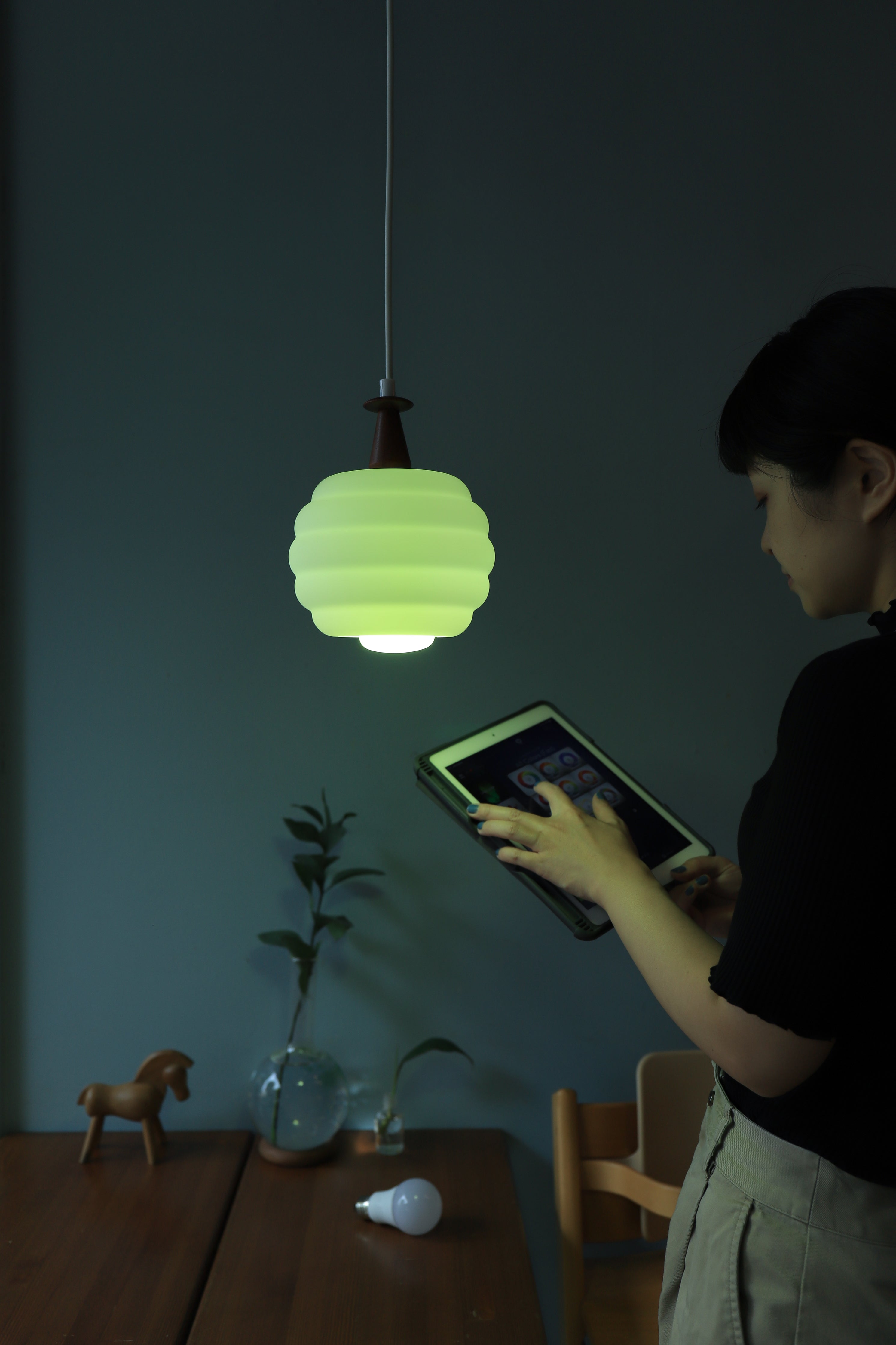 デンマークヴィンテージ ペンダントライト ガラス チーク材/Danish