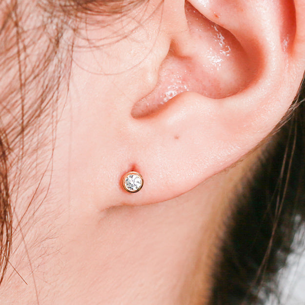 K18/Pt「0.2ctネオヌード」ピアス｜【オレフィーチェ】Orefice