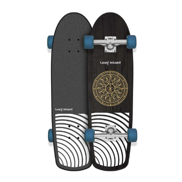 子供用スケートボードは片足で滑ると乗ることができて折り畳むことが