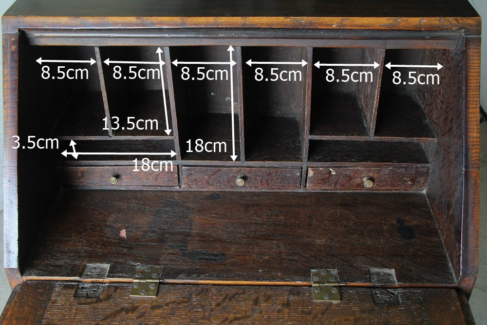 1930年代オーク材小さなライティングビューロー（横幅65cm） イギリス