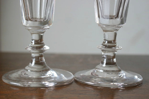 エレガントさ漂う1900年代シャンパングラス フランスアンティーク