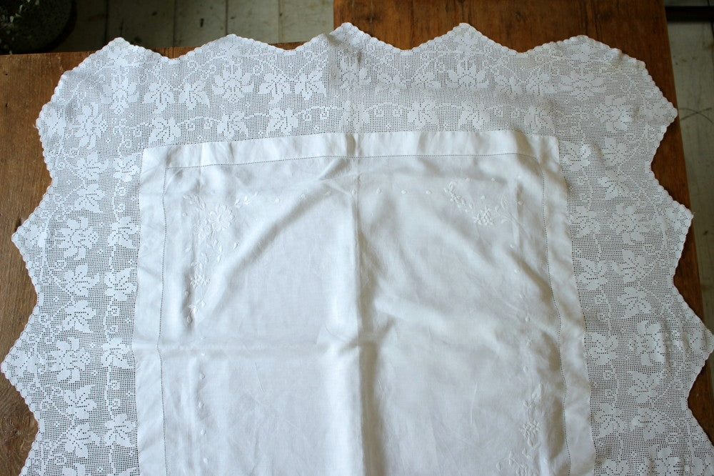 アンティークイギリス ホワイトニードルワークsabaレース梯子刺繍